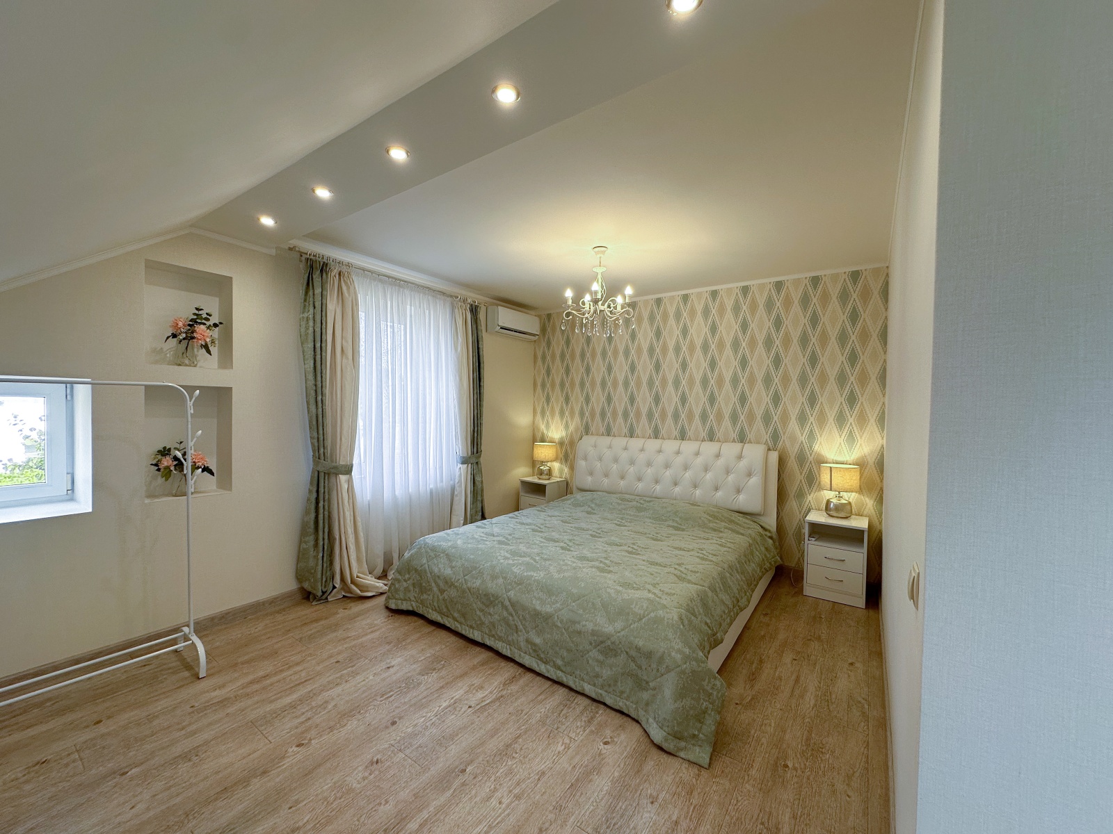 Каменный дом с террасой