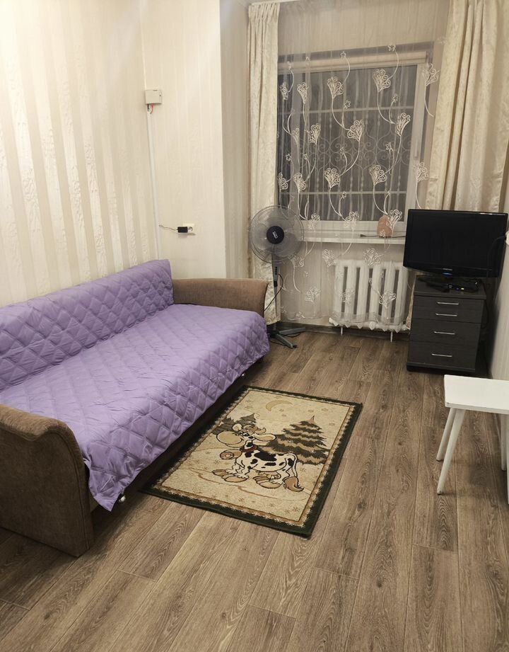 Квартира 3-х кoмнатная в сaмoм сеpдце Kaлинингpaдa