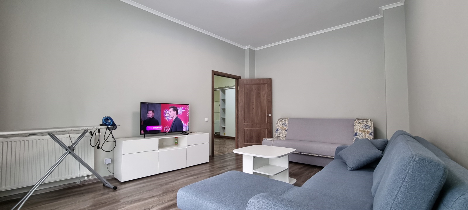 Апартаменты двухкомнатные в центре с террасой