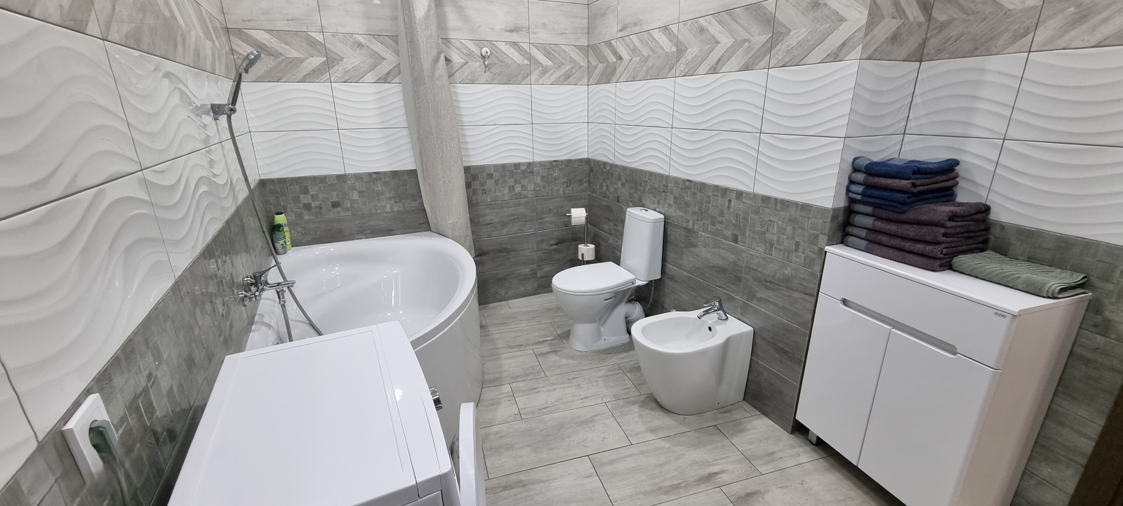 Апартаменты двухкомнатные в центре с террасой