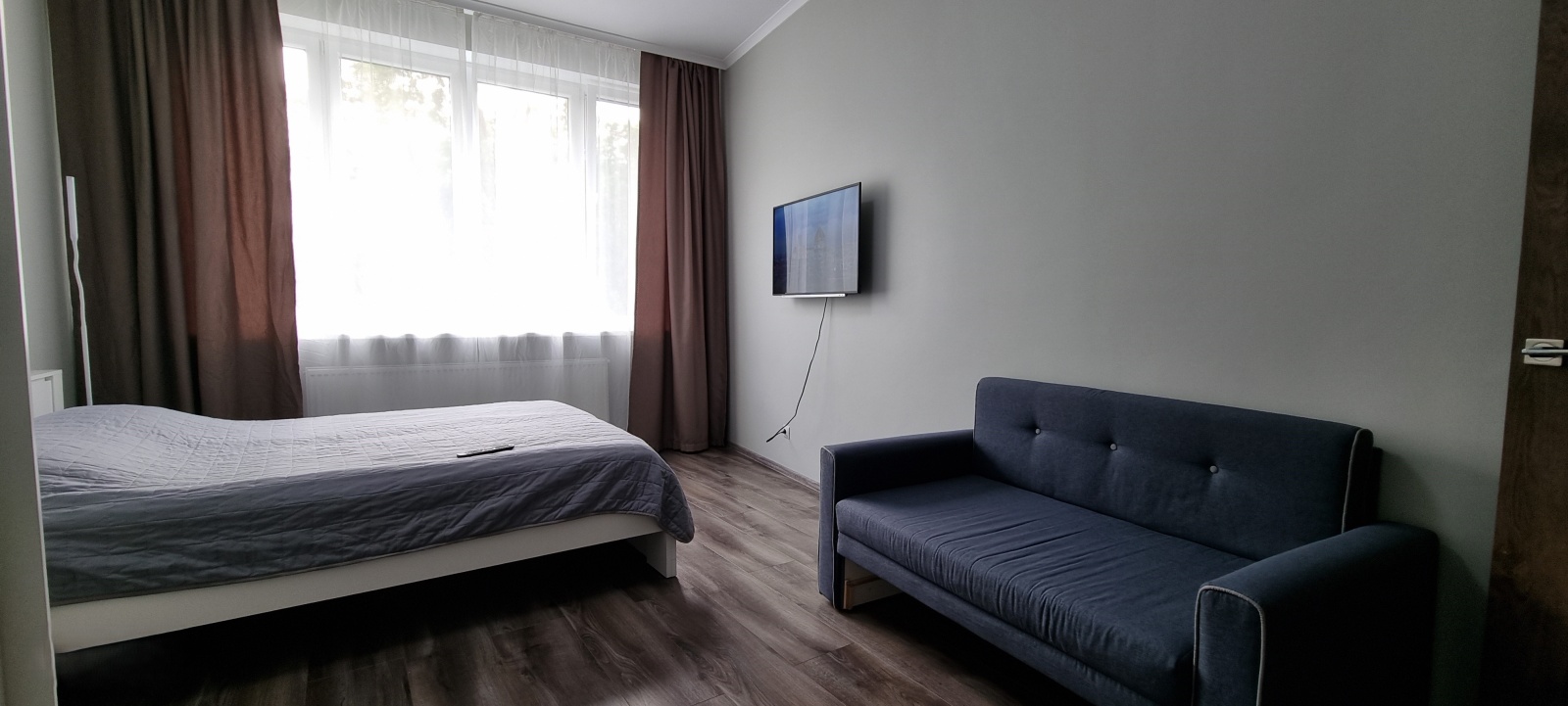 Апартаменты двухкомнатные в центре с террасой