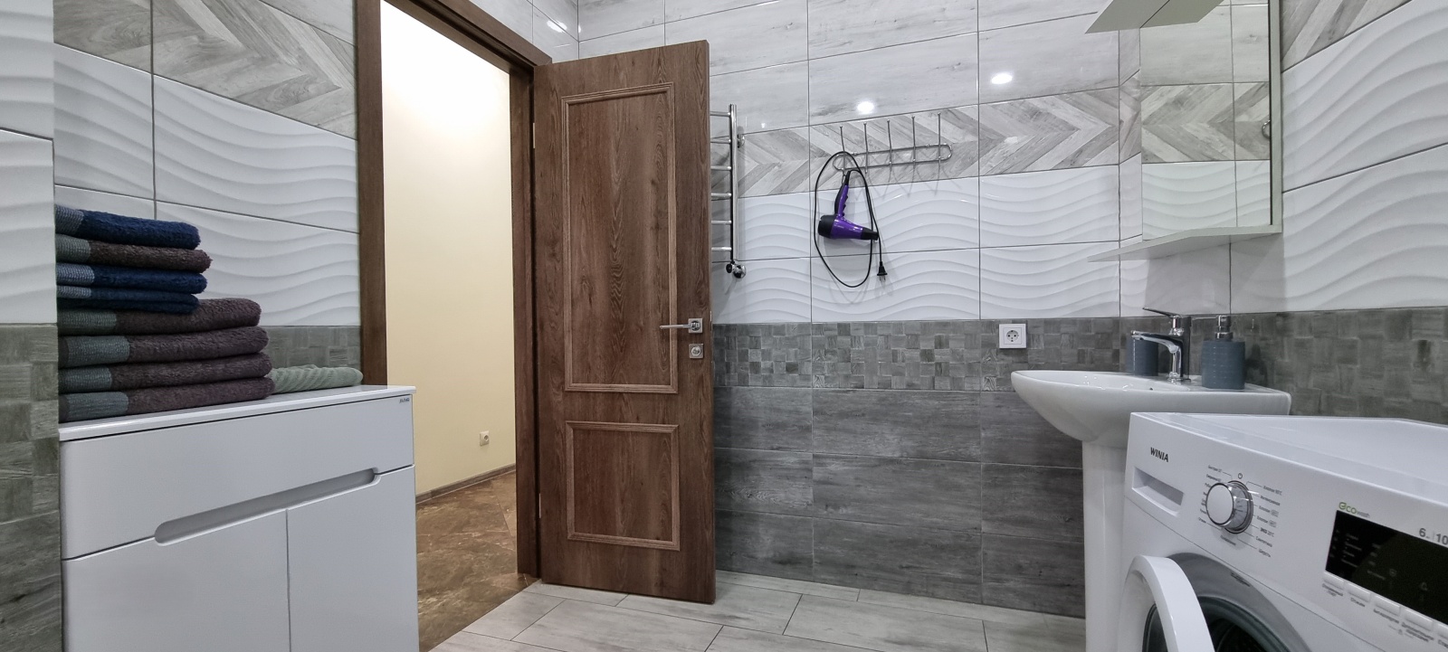 Апартаменты двухкомнатные в центре с террасой