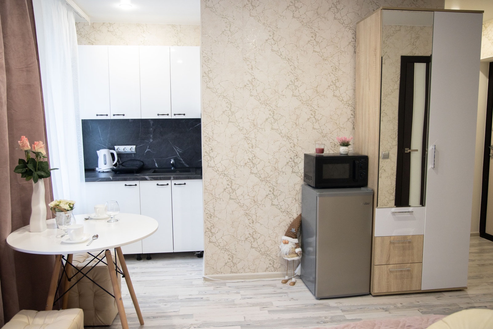 LovelyHome39 у Королевских ворот студия 3