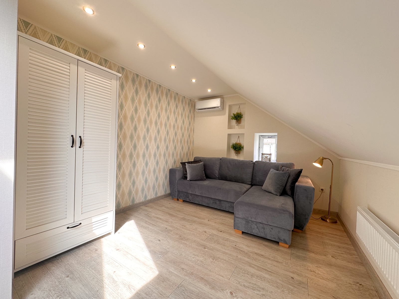 Каменный дом с террасой