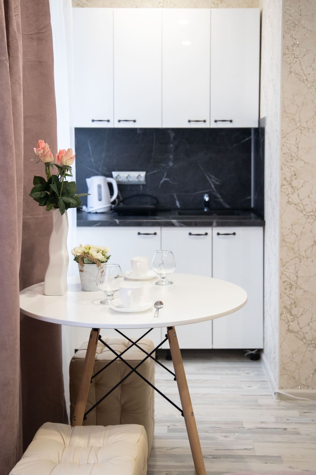 LovelyHome39 у Королевских ворот студия 3