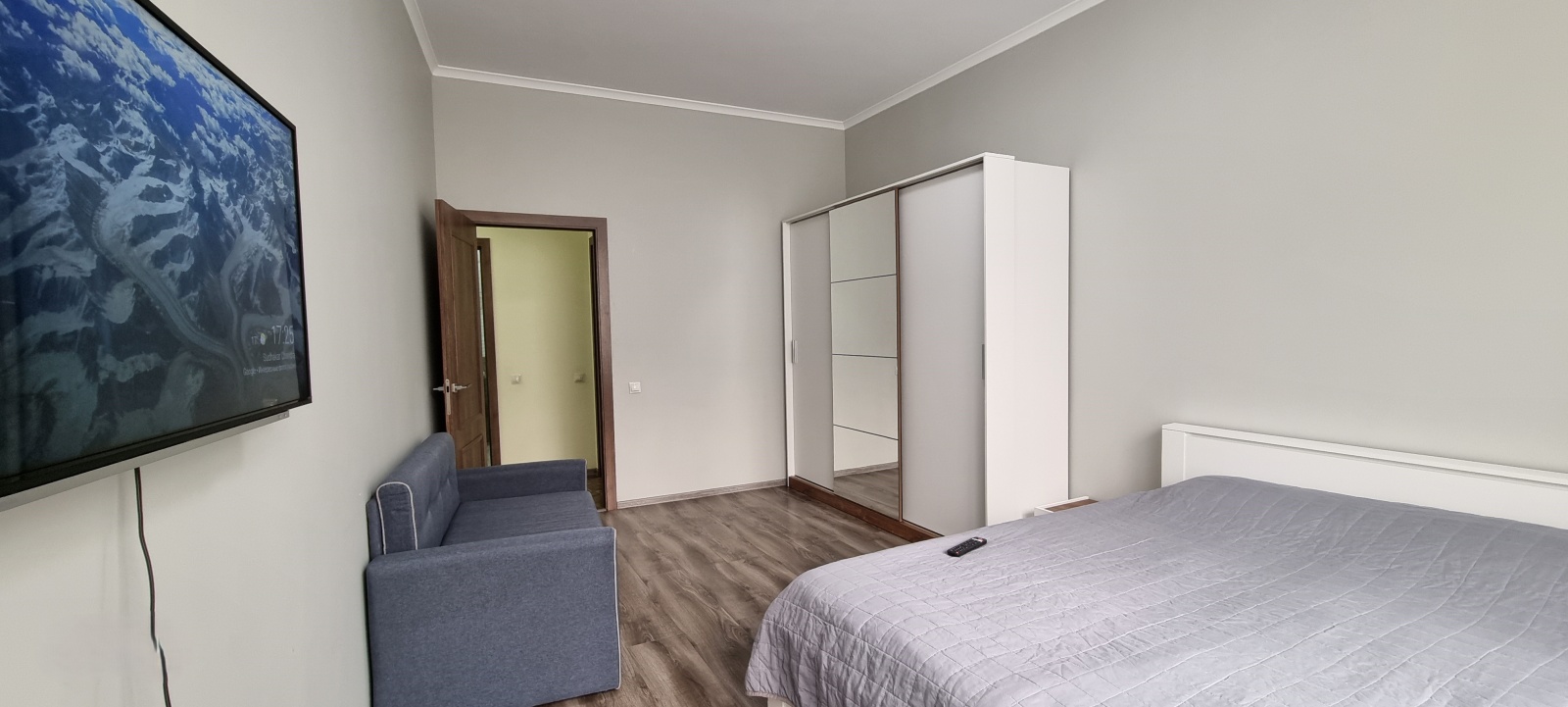 Апартаменты двухкомнатные в центре с террасой