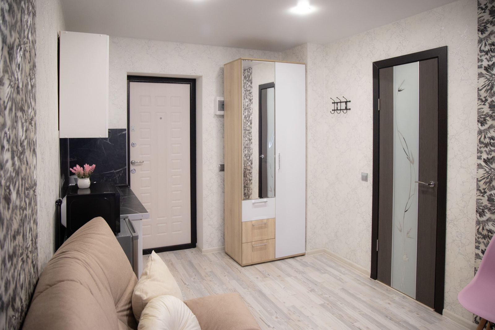 LovelyHome39 у Королевских ворот студия 4