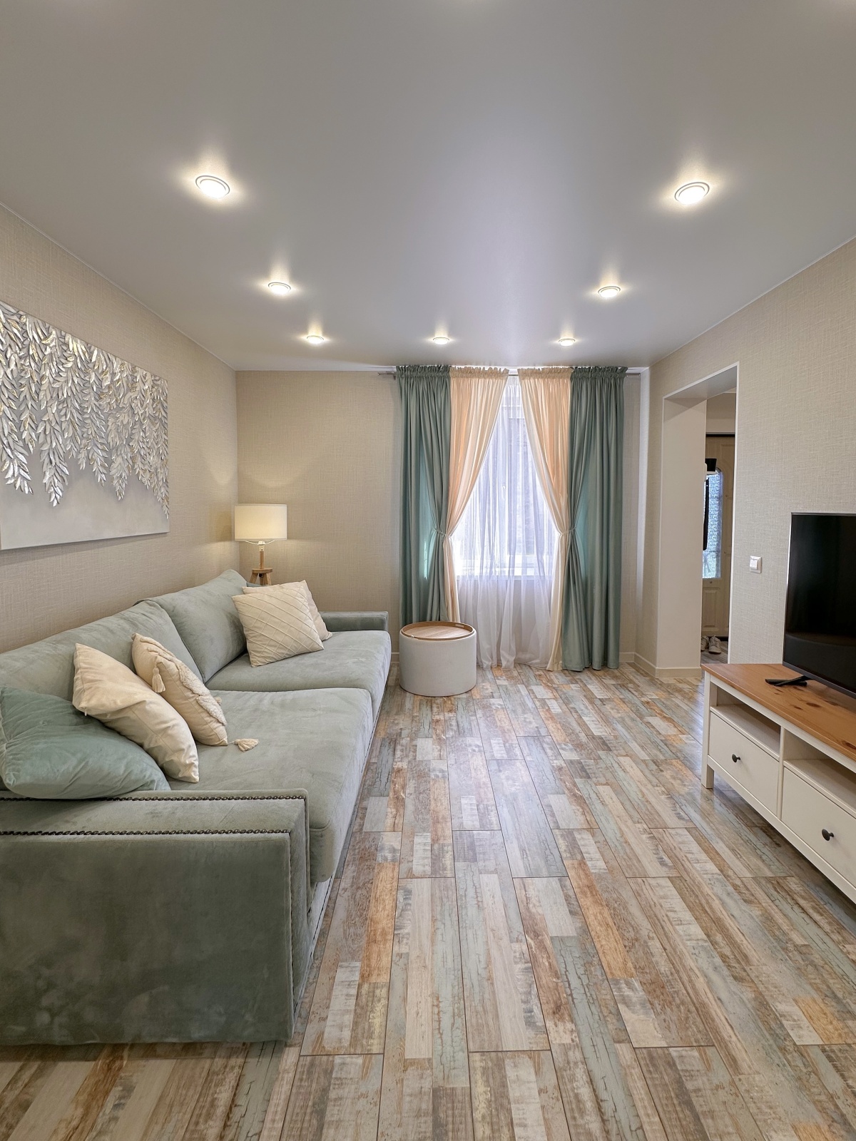 Каменный дом с террасой