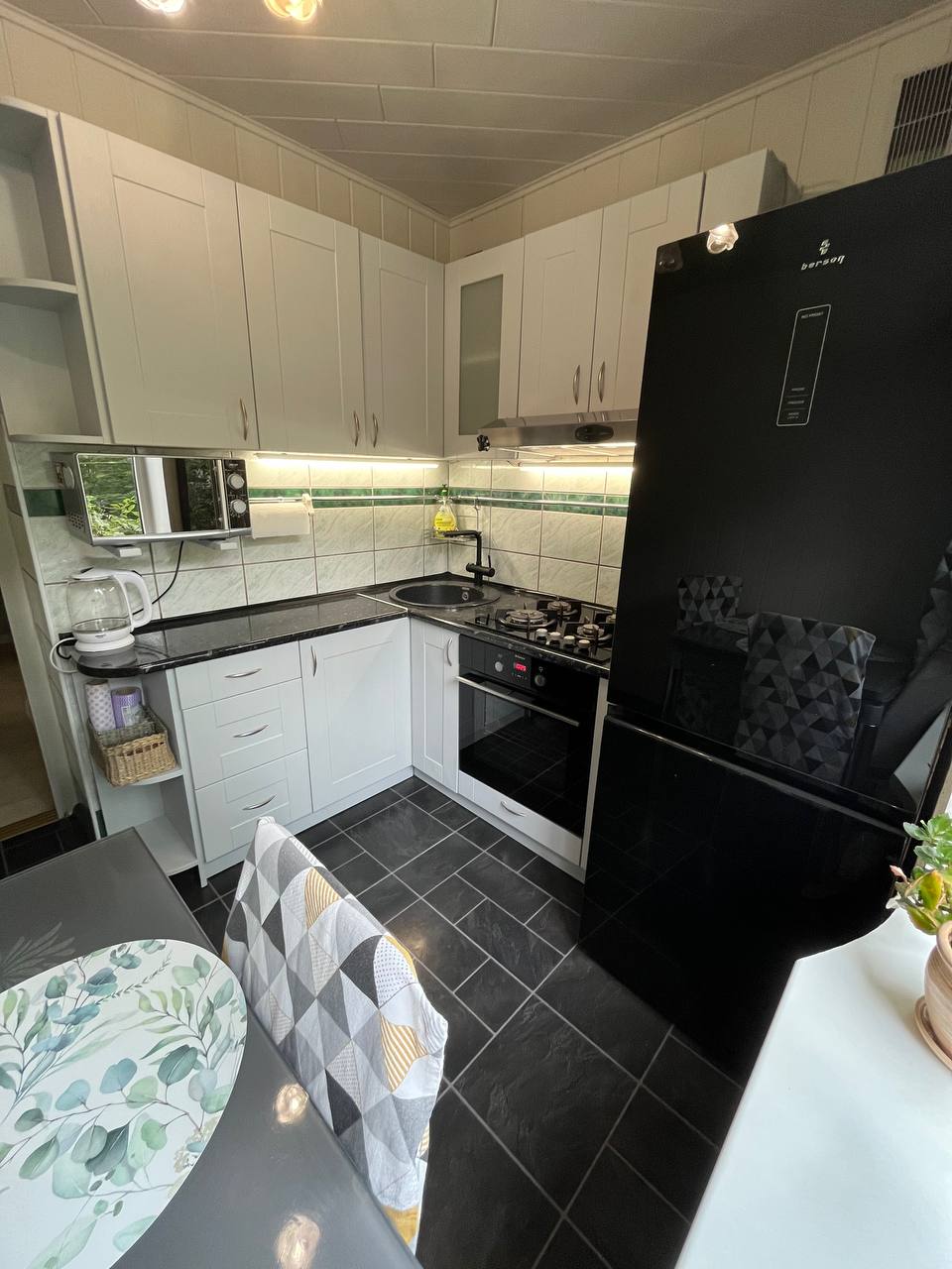 2 комнатная квартира в центре