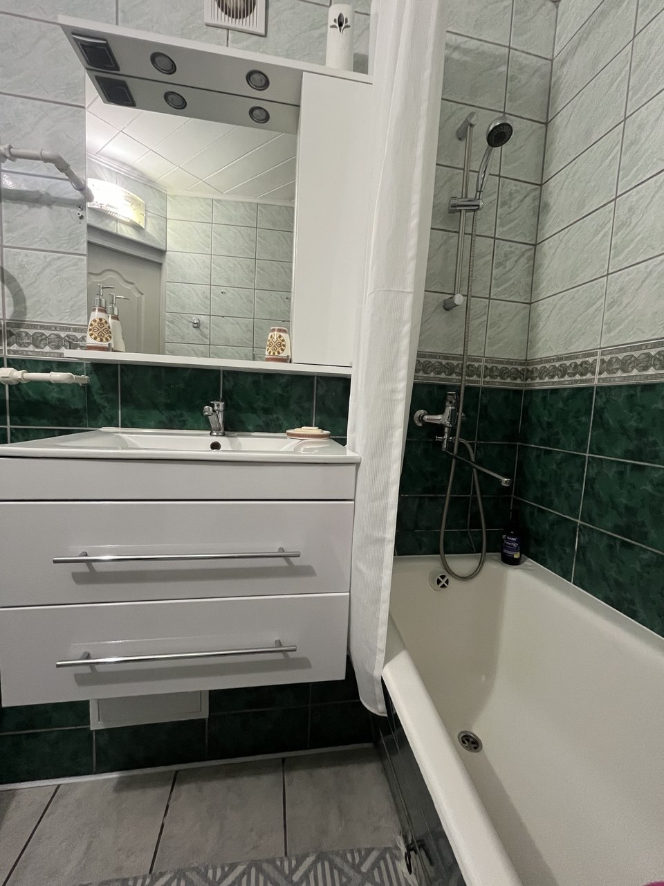 2 комнатная квартира в центре