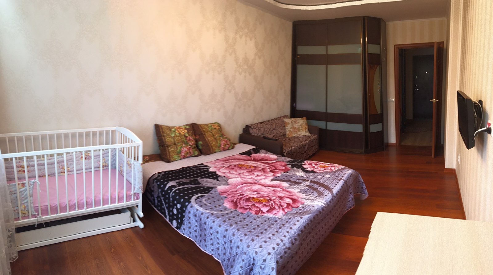 Квартира в центре с видом на пруд 