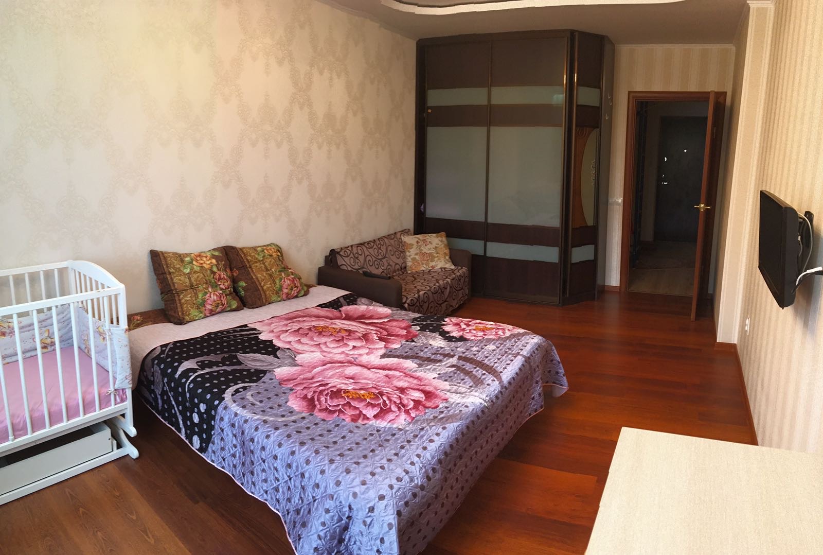 Квартира в центре с видом на пруд 