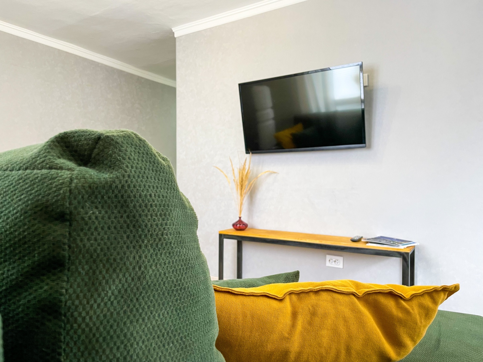 Pro.apartment 2х-комнатная на Черняховского